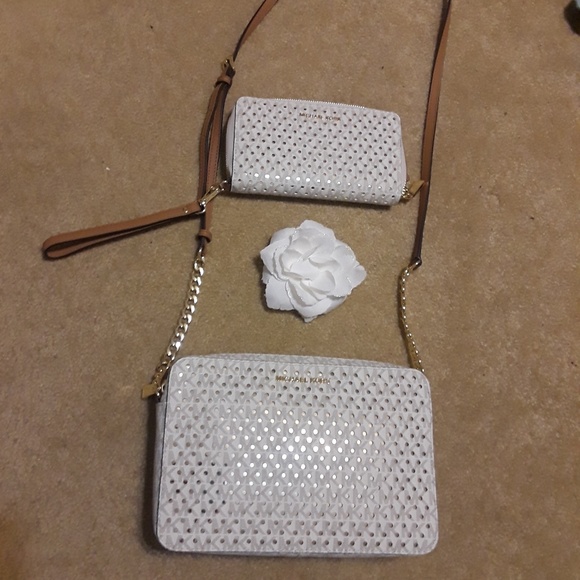 Rare Michael Kors purse and wristlet wallet - Picture 3 of 8